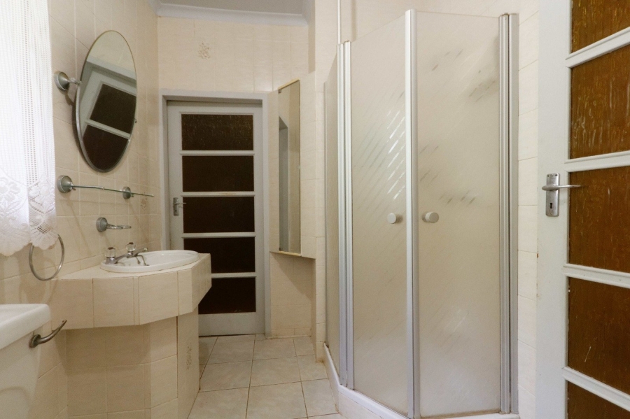 5 Bedroom Property for Sale in Wilkoppies North West